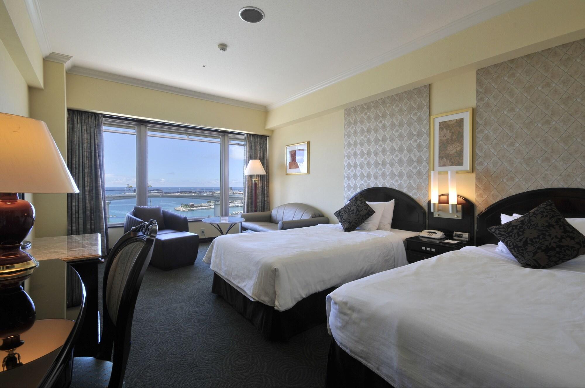 Okinawa Kariyushi Urban Resort Naha Phòng bức ảnh